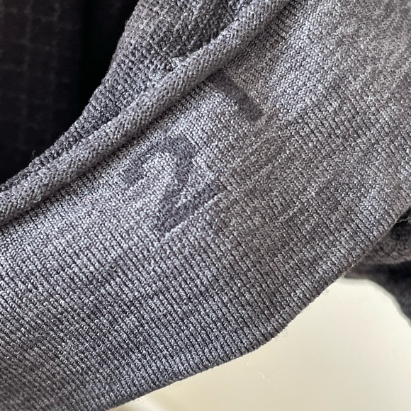 Lululemon in the flow crop ll - Picture 7 of 7